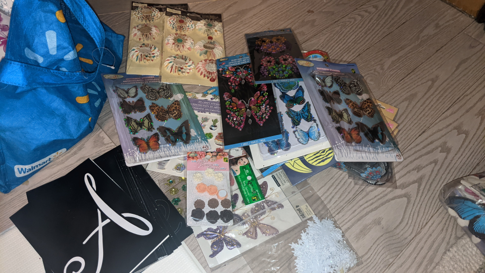 sparkles and craft supplies image indicator(2)