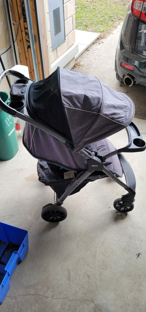 chicco stroller & baby seat - photo 3