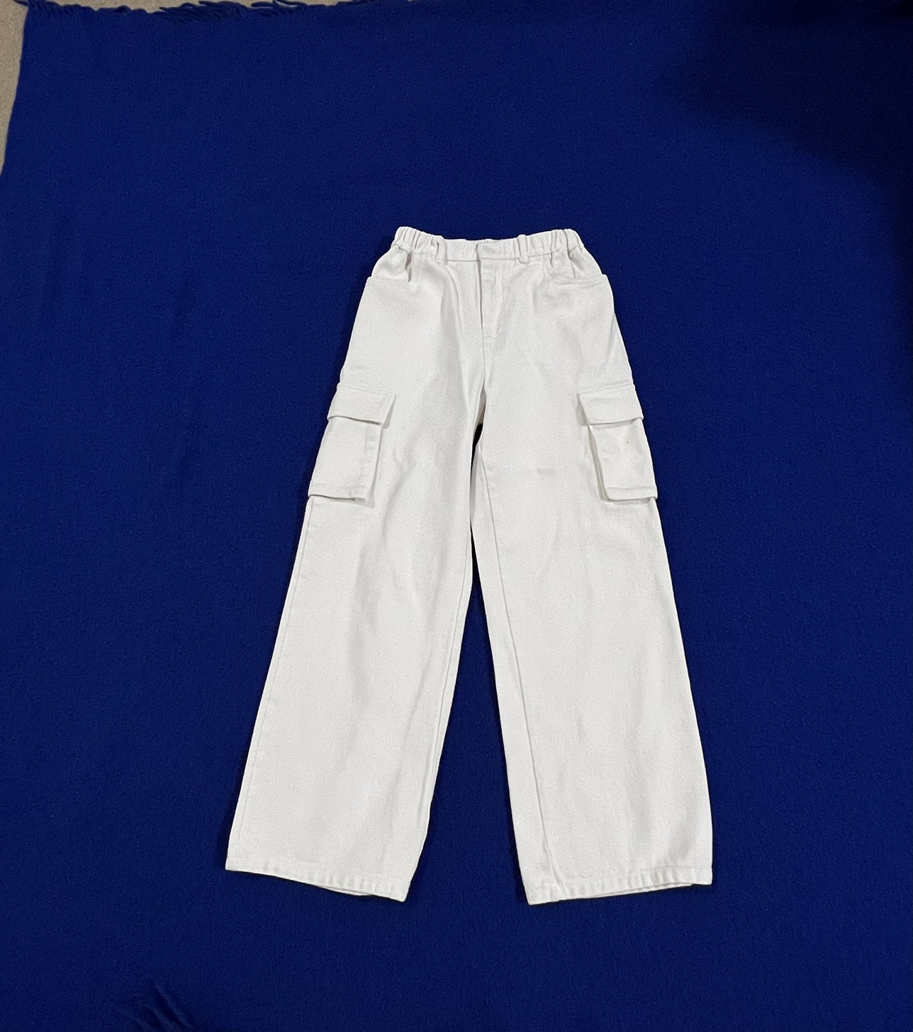 Girls pants thumbnail