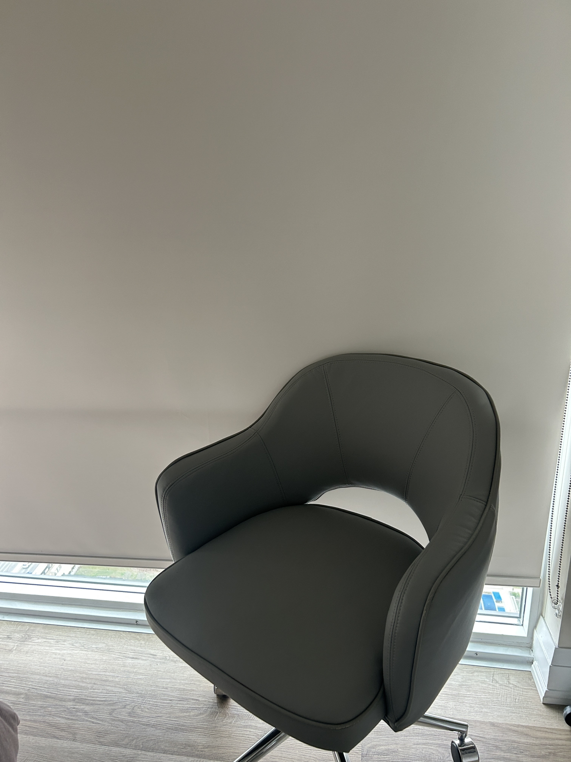Desk chair