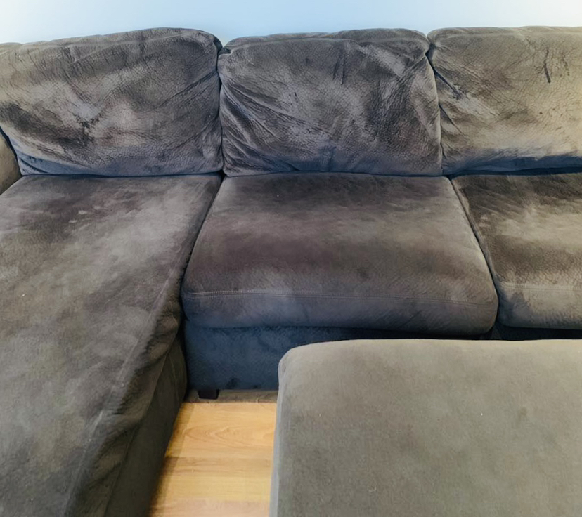 Reversible Modular Corner Sectional Couch with Ottoman - photo 5