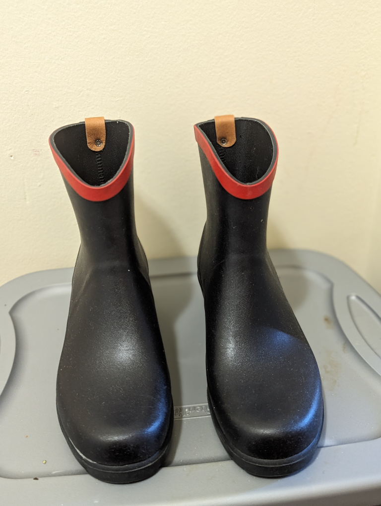 Aigle Women's rain boots-size 8
