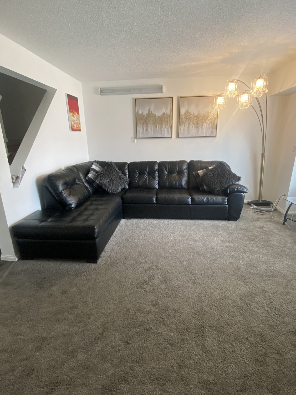Black Leather Modern Sectional Sofa. - photo 5