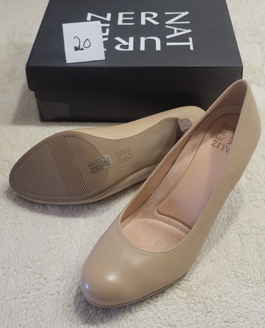 Naturalizer Women's Comfert Heels image indicator(4)