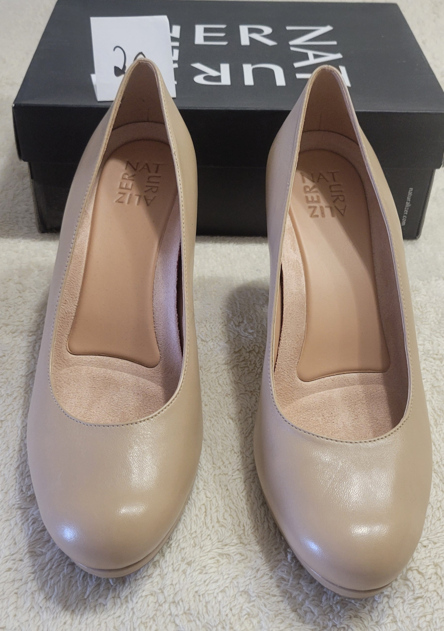 Naturalizer Women's Comfert Heels image indicator(5)