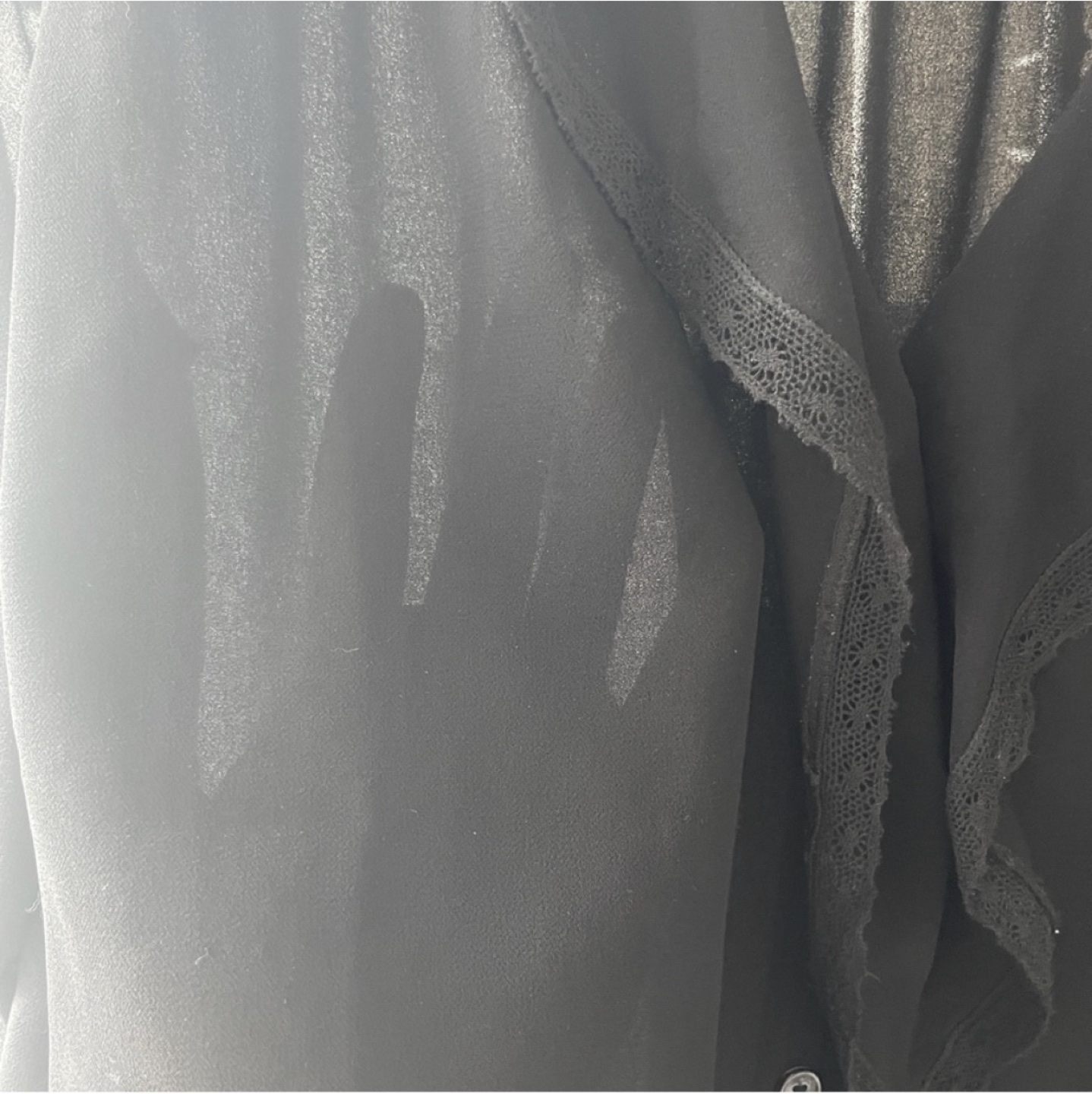 Aritzia Wilfred Eden Blouse in Black image indicator(7)