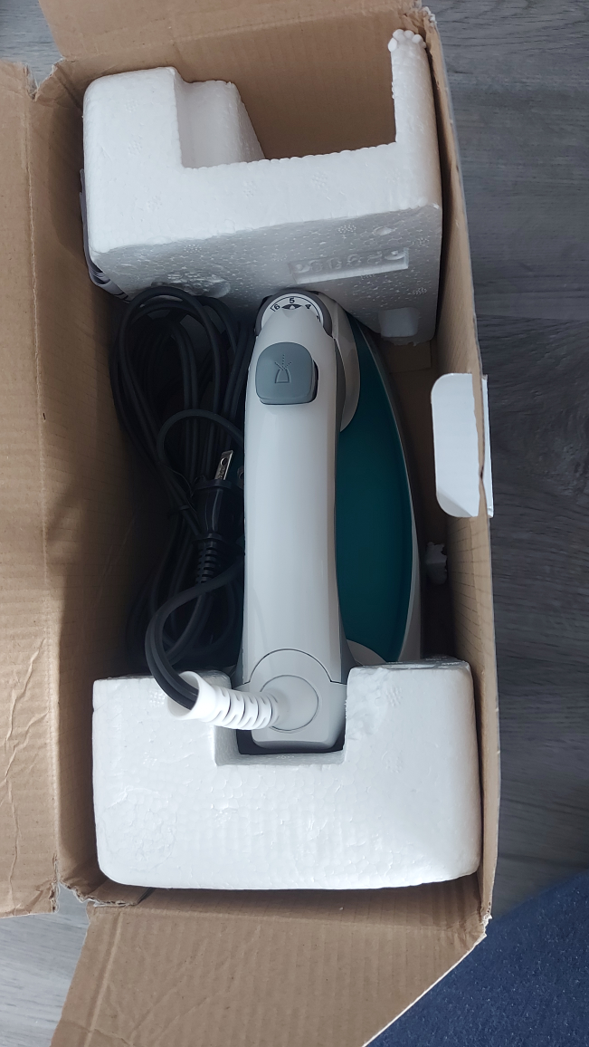 Black & Decker easy iron with smart steam technology image indicator(4)