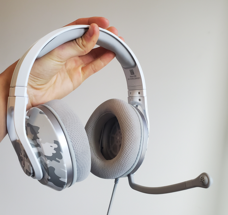 Durable gaming headset in Amazing shape thumbnail