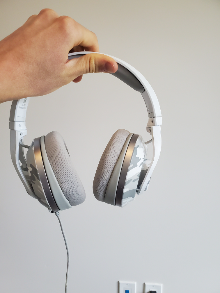 Durable gaming headset in Amazing shape image indicator(2)