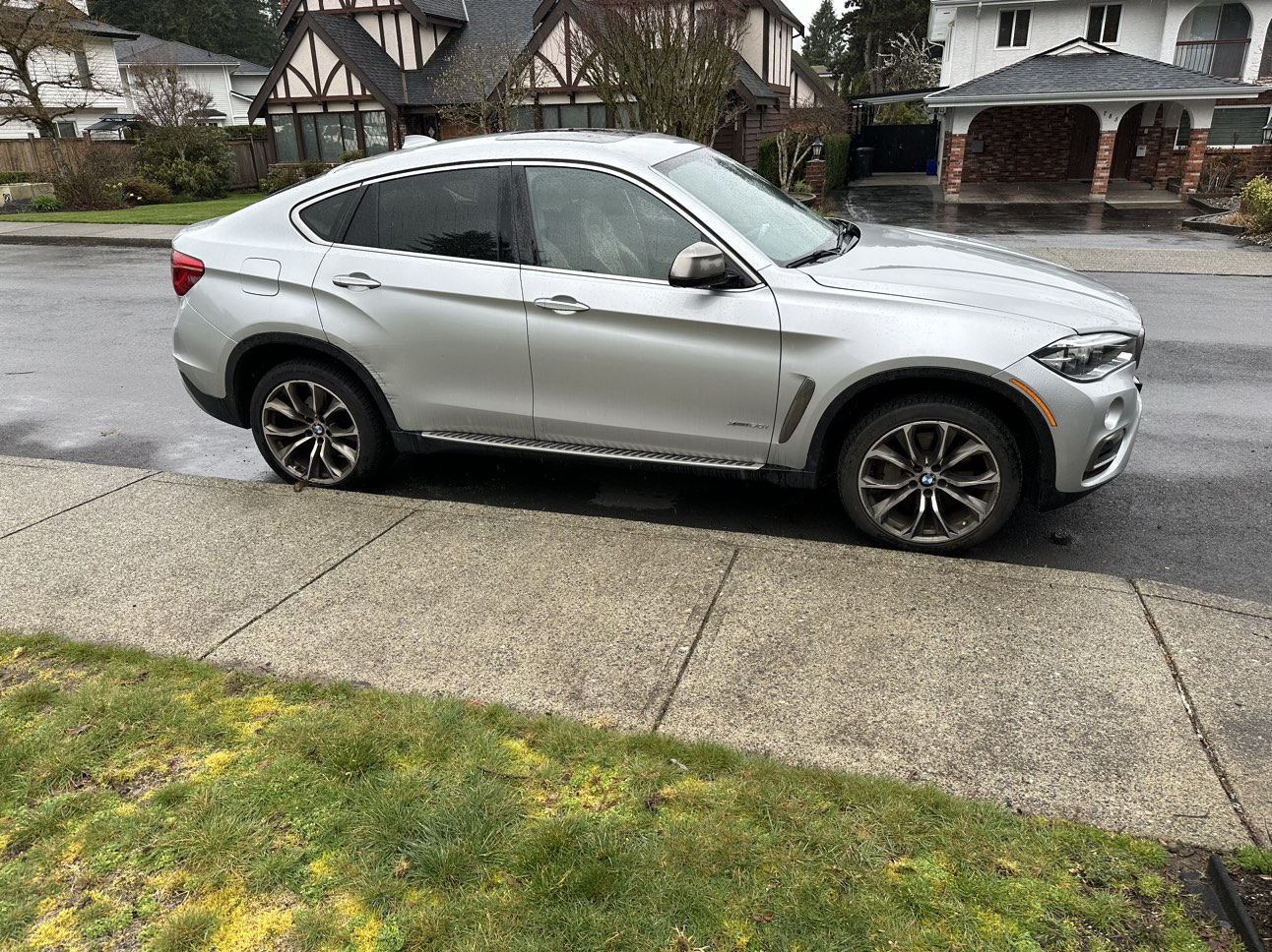 2015 BMW X6 50i - photo 3
