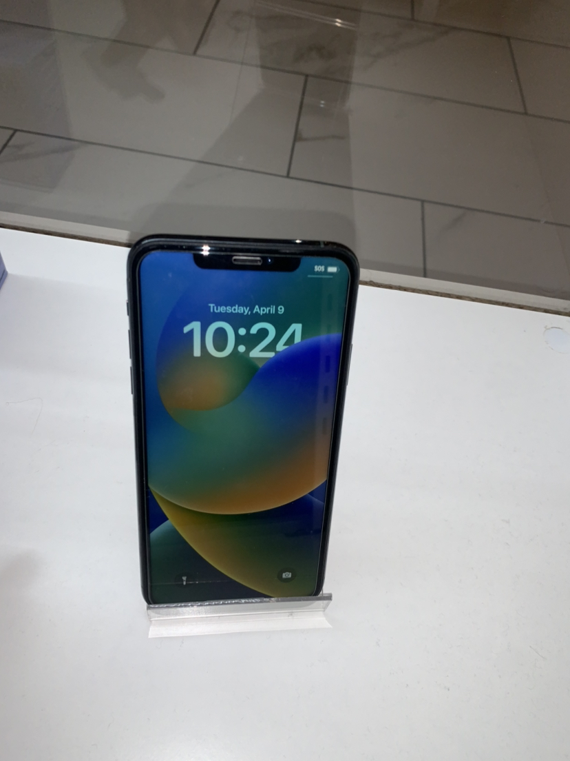 iPhone 11 Pro Max - photo 4