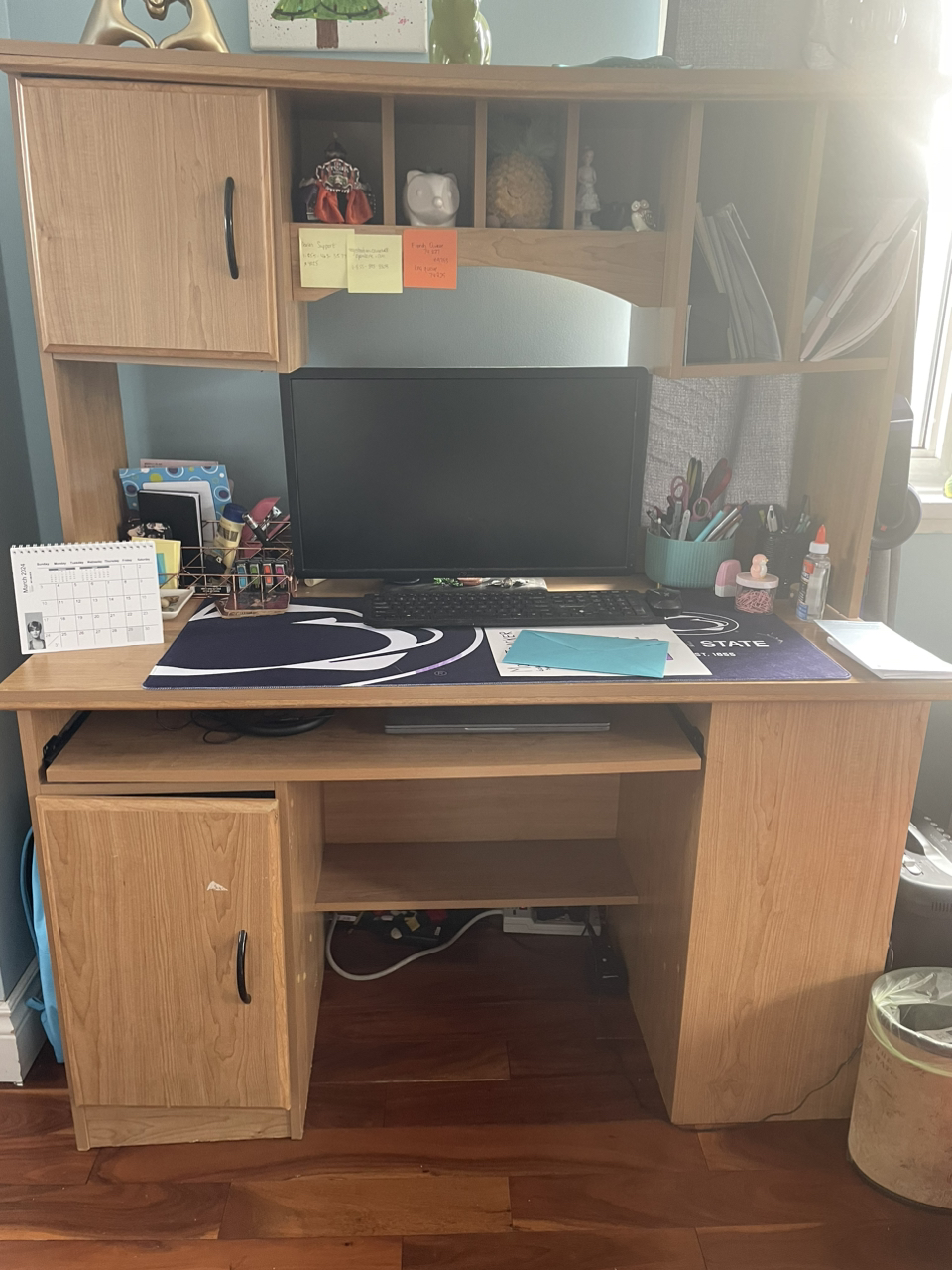 Desk with Hutch thumbnail