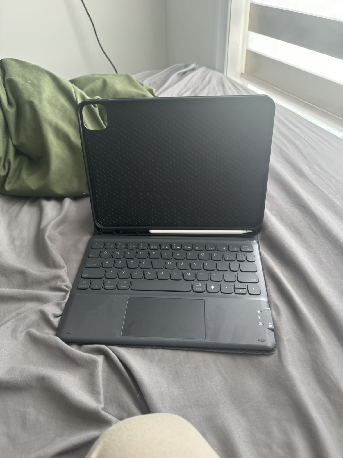 iPad Air 5th gen - photo 4