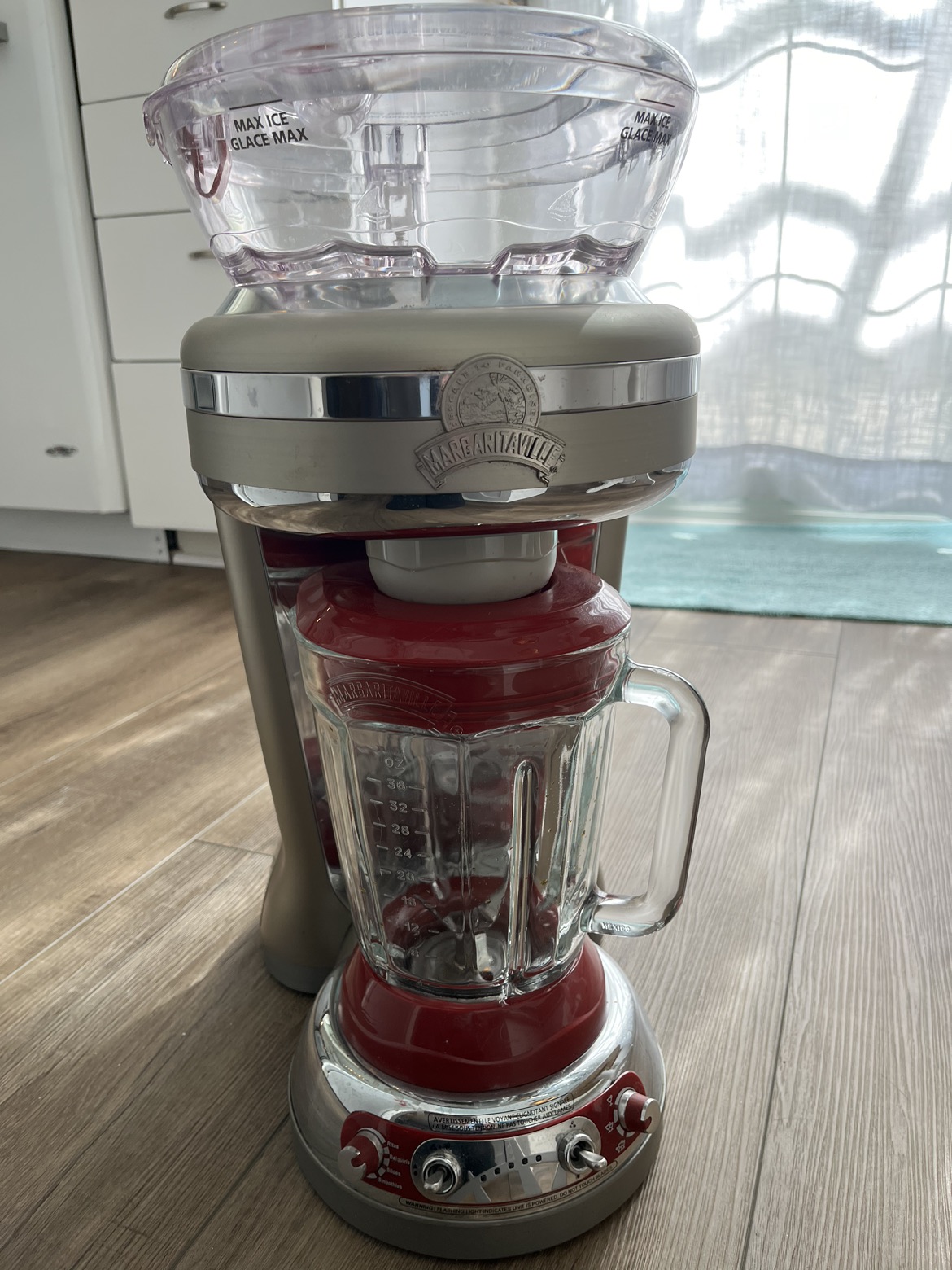 Margaritaville frozen concoction maker party size - photo 2