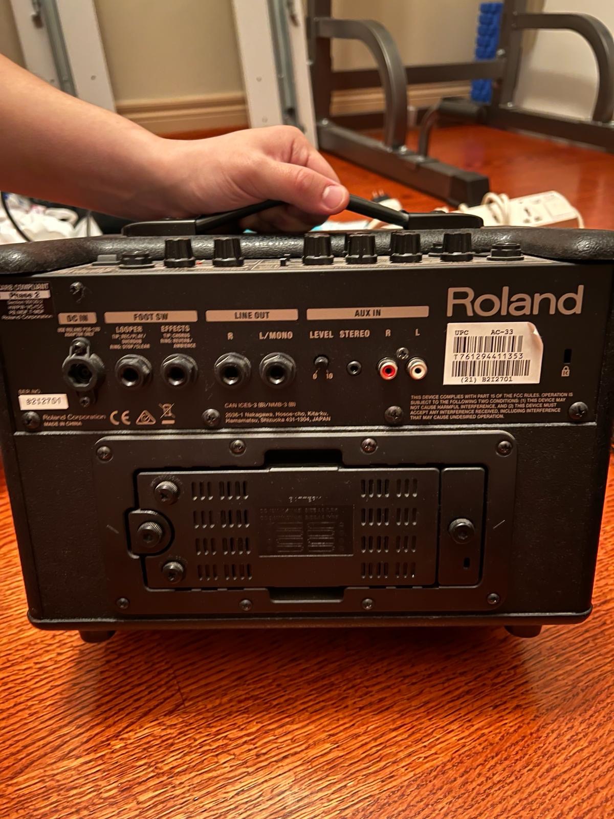 Roland Amplifier - photo 3