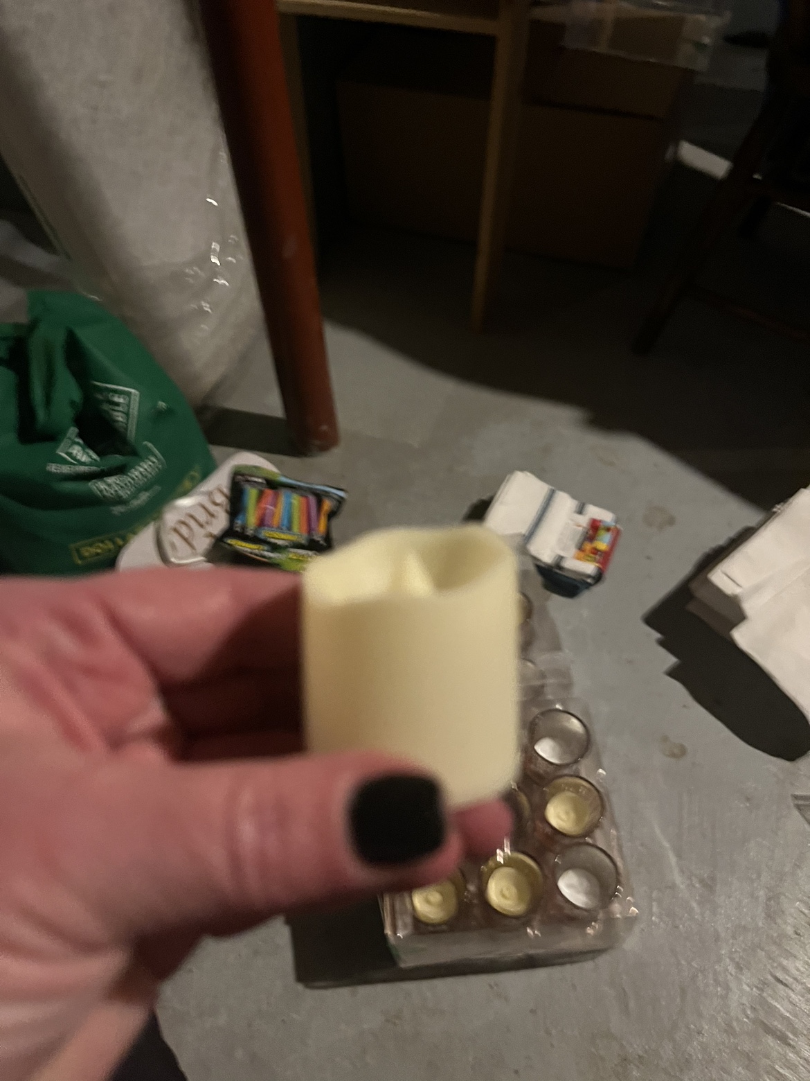 31 Rose Gold Candle holders and Tea lights. - photo 5