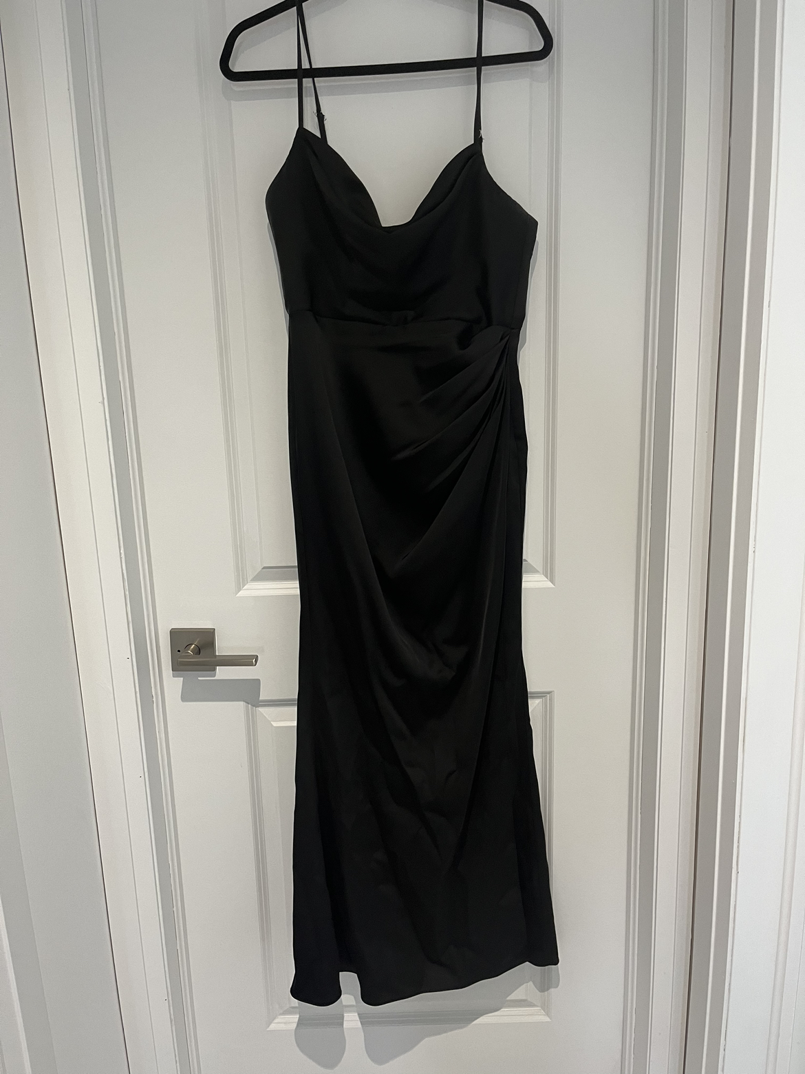 Black High Slit Elegant Pleated Stretch Satin Floor-Length Dress image indicator(3)