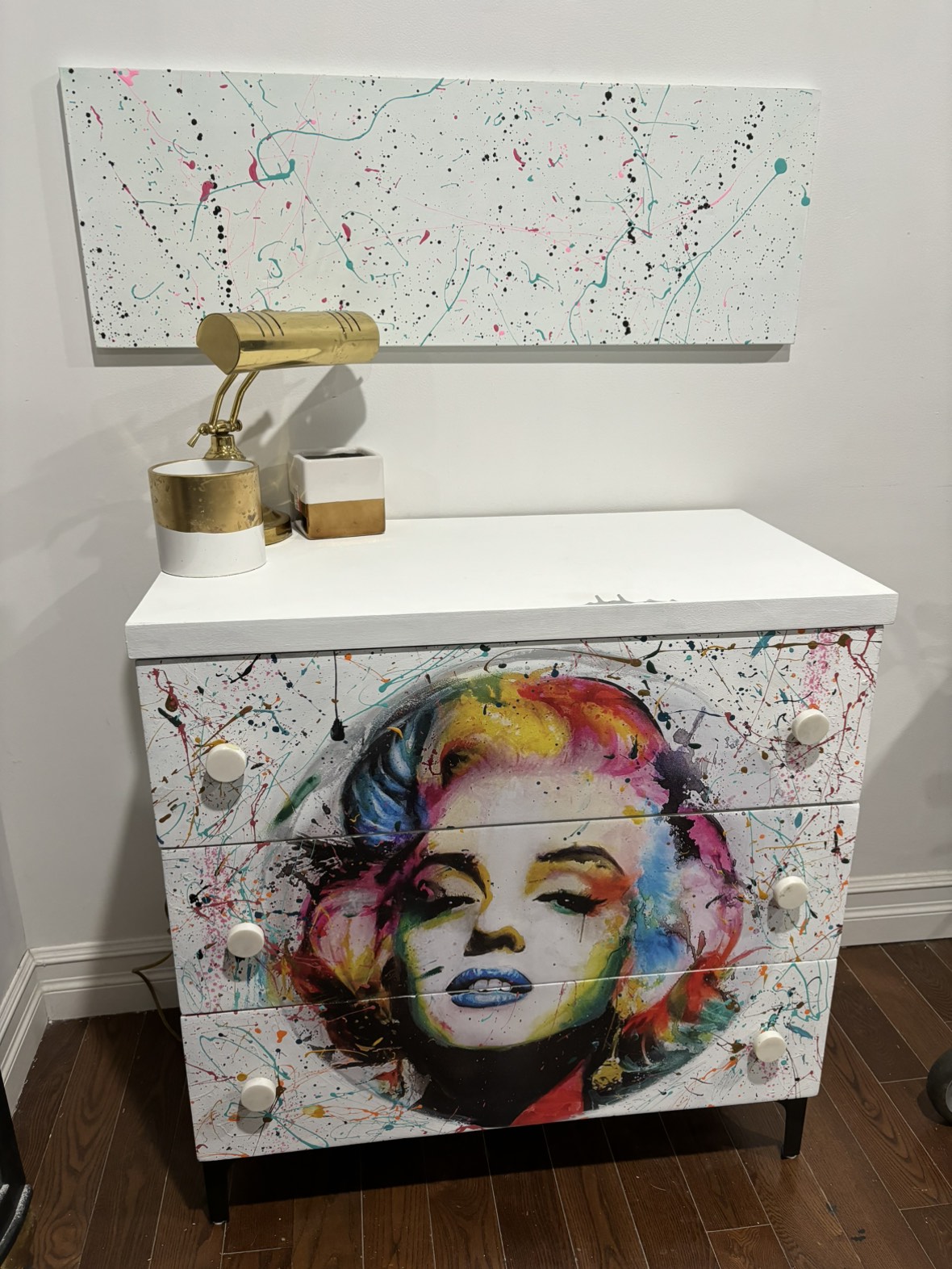 Marilyn Monroe dresser