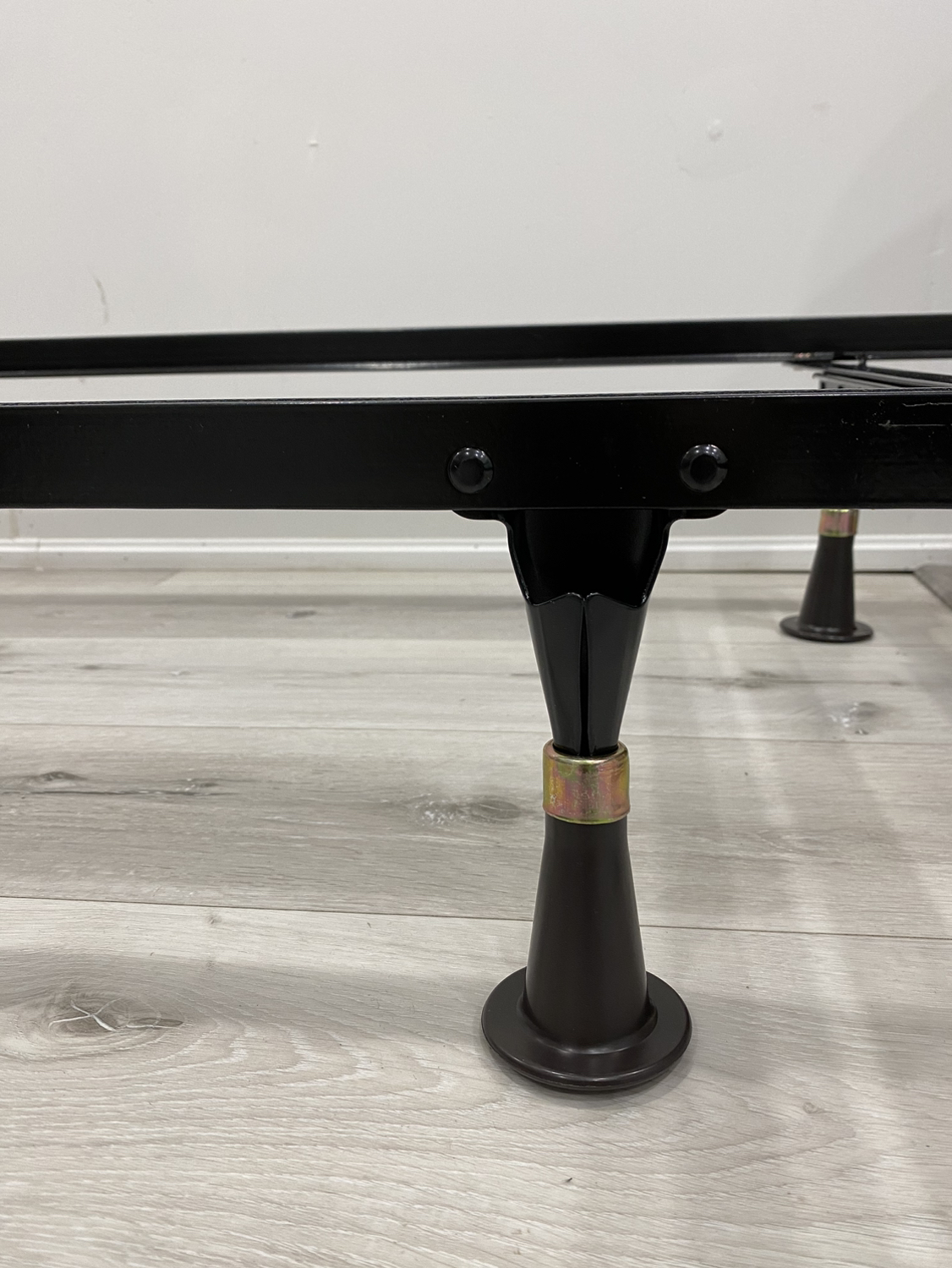 Adjustable Metal Bed Frame (single, full or queen). - photo 2