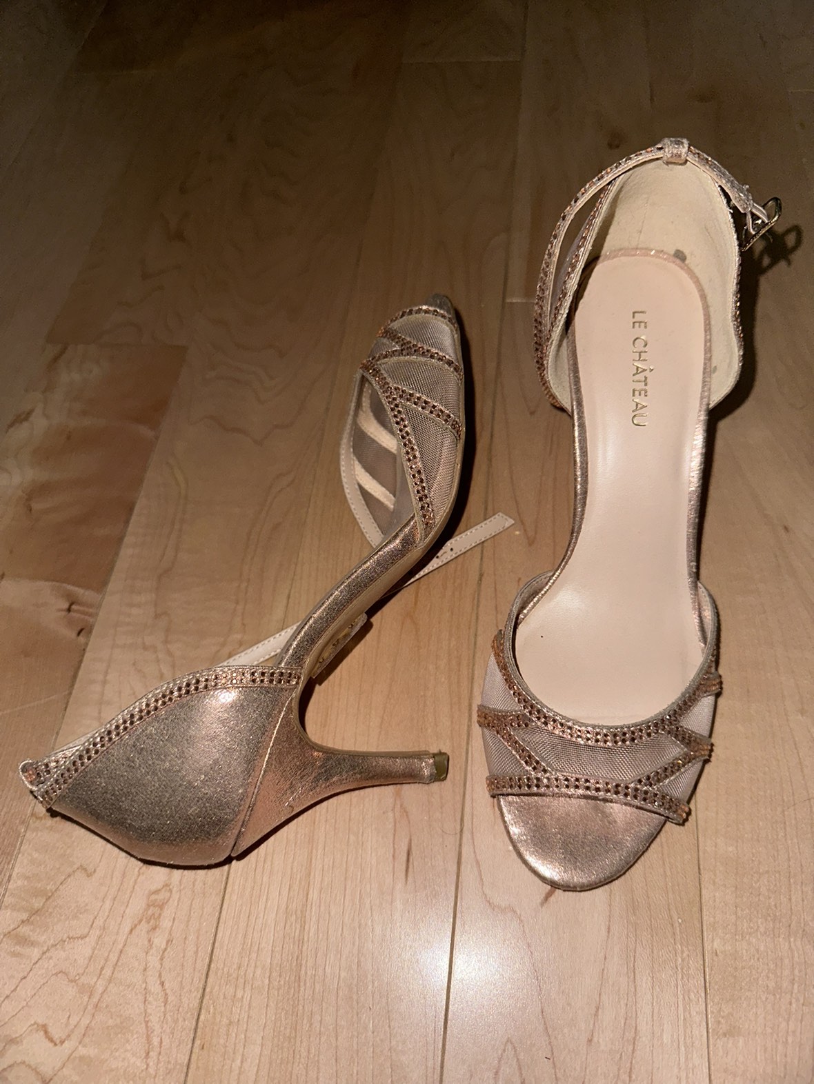 Womens sz 7 Le chateau rose gold heels thumbnail