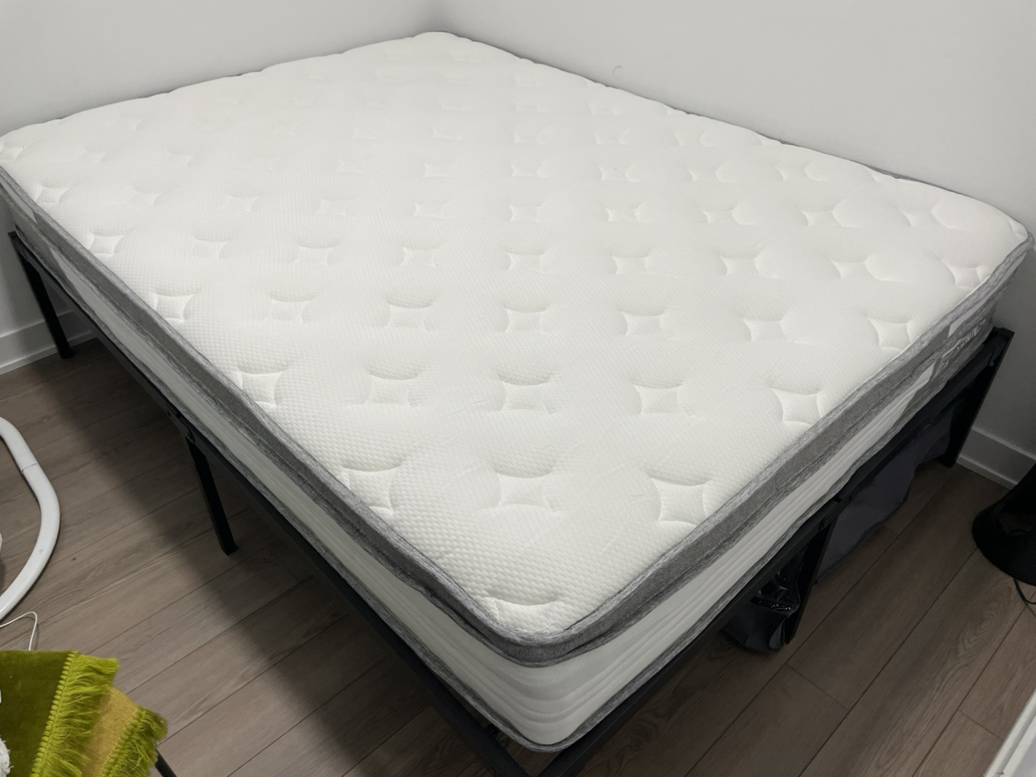 FREE - Queen Mattress - Need Gone Asap thumbnail