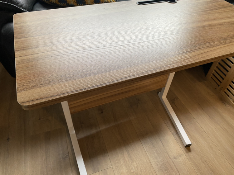 Slide-Under table thumbnail