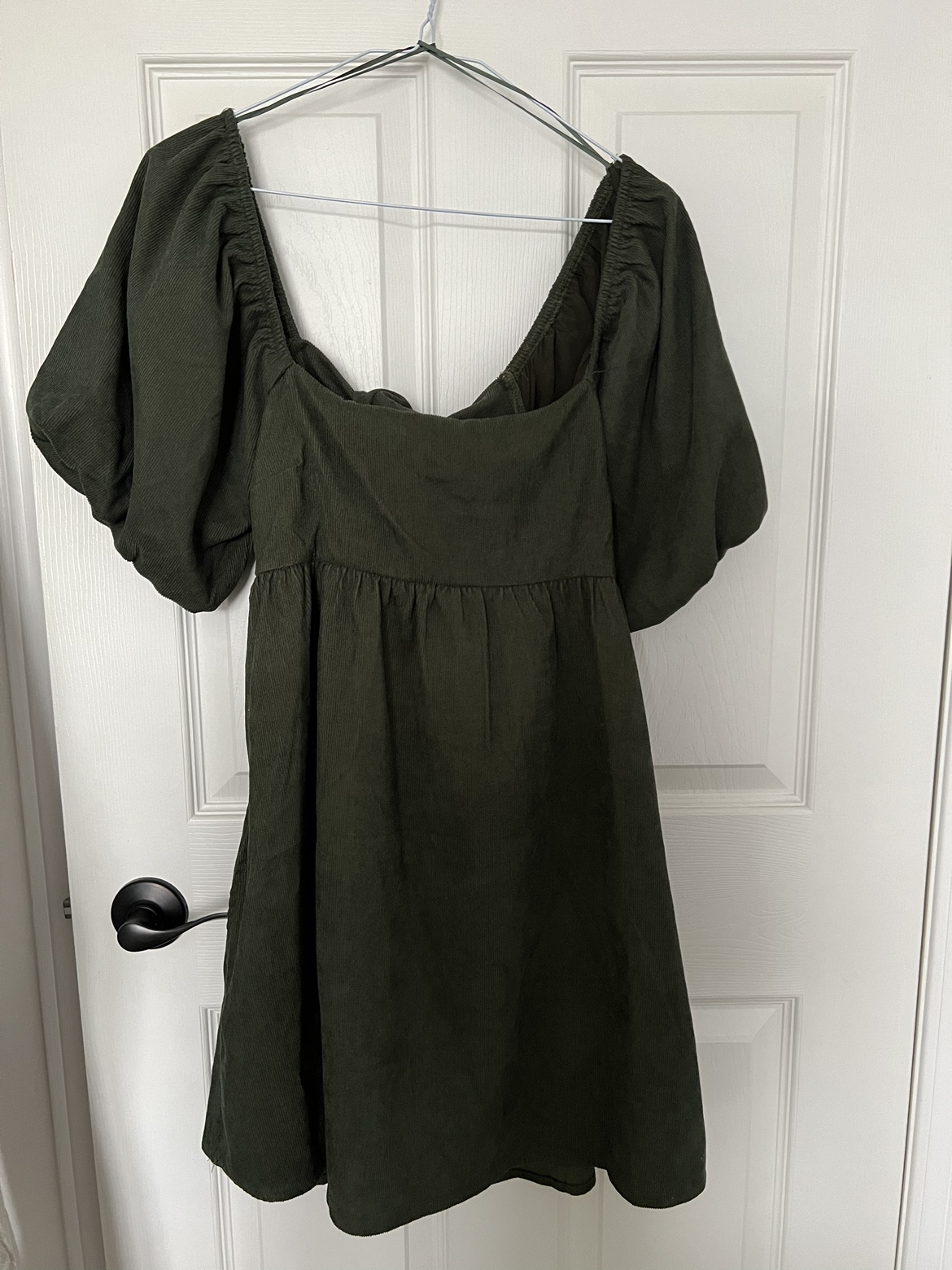 Women’s dress thumbnail