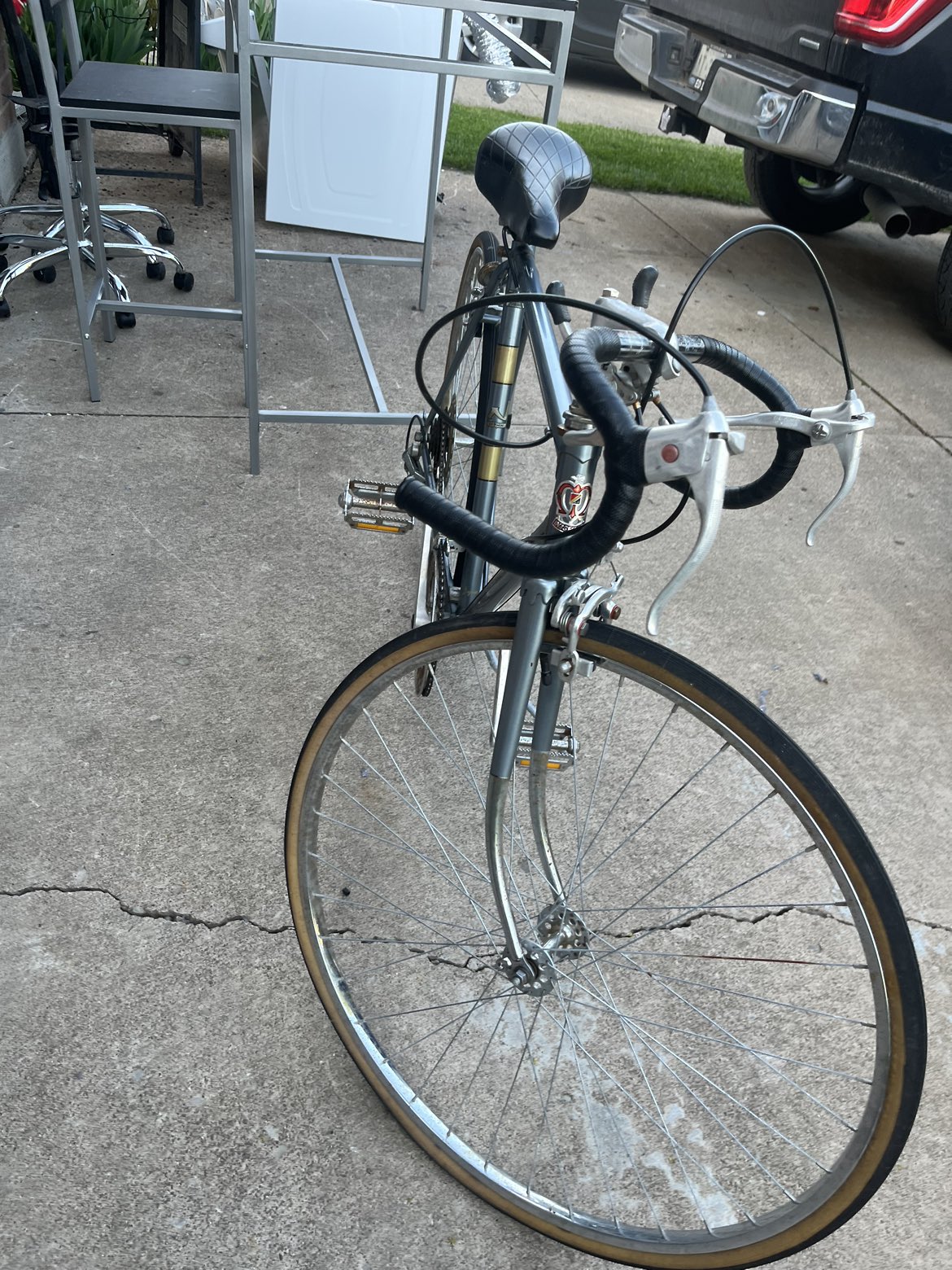 Vintage shield nishiki road bike image indicator(2)