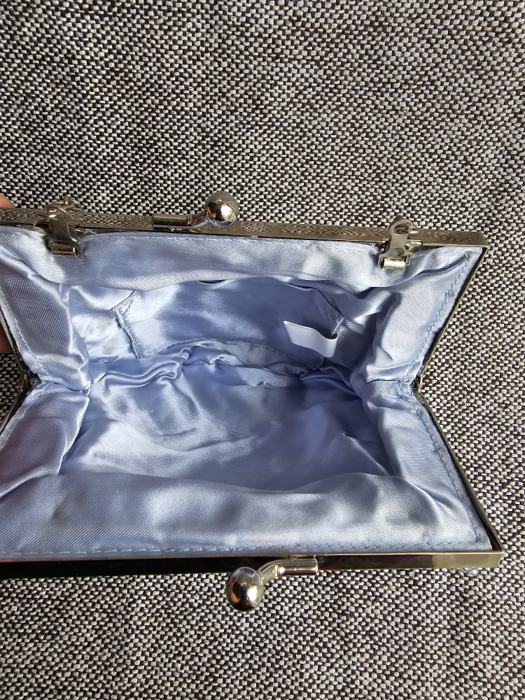 Baby blue sequin seashell clasp purse image indicator(4)