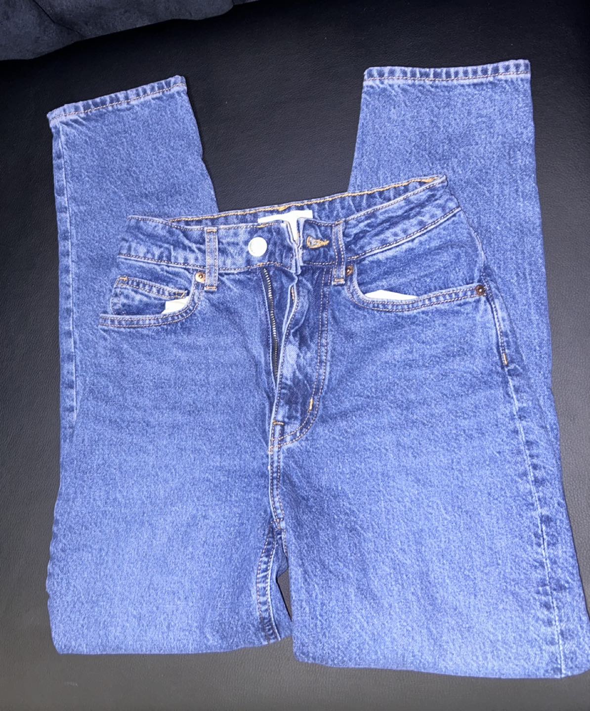H&M high waisted mom jean slim fit size 2