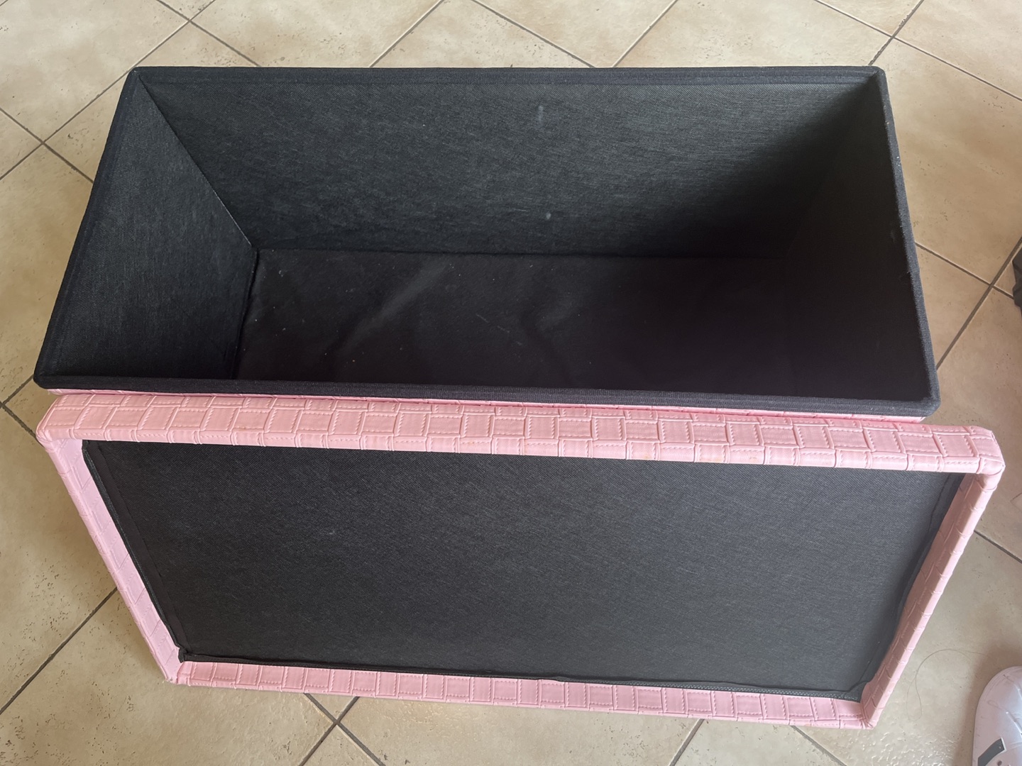 Pink storage bench - photo 2