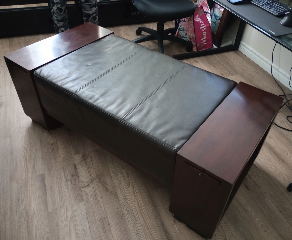 Wood and Leather Coffee Table / Bench, Priced to sell - photo 5