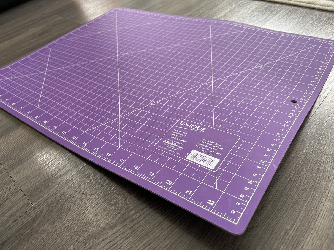 Cutting mat for sewing/ arts&crafts image indicator(3)