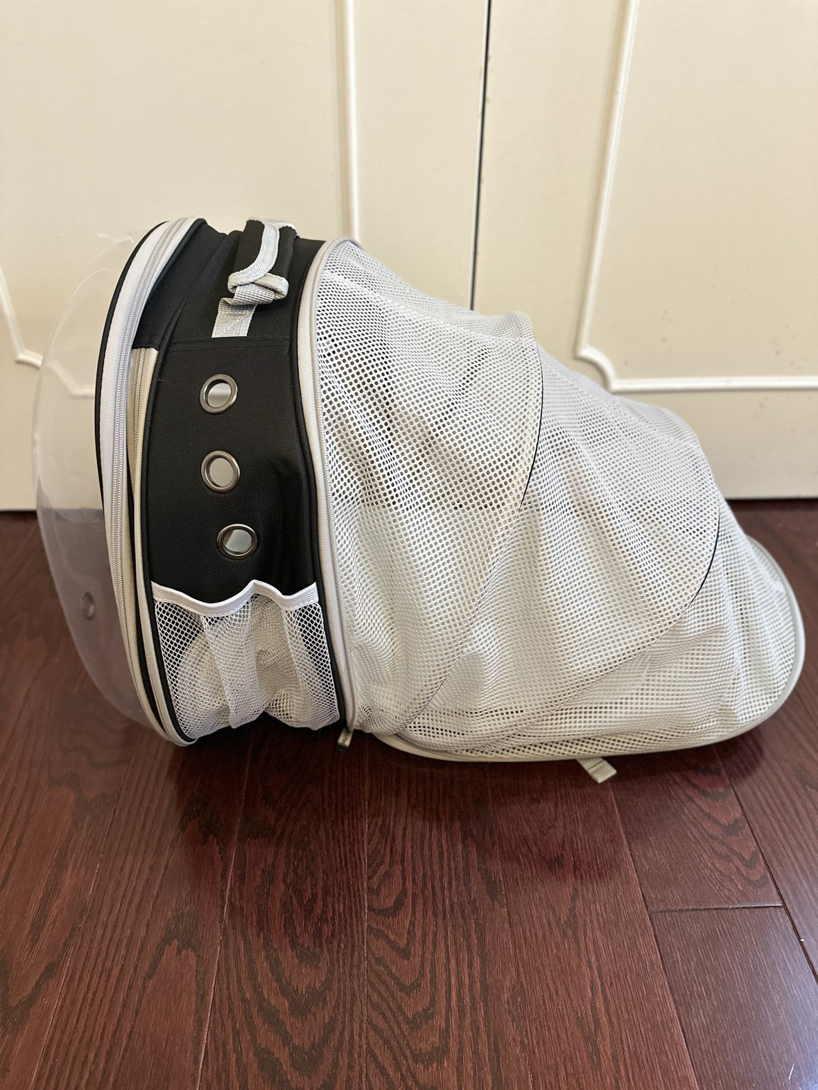 Pet Carrier backpack- extendable image indicator(7)