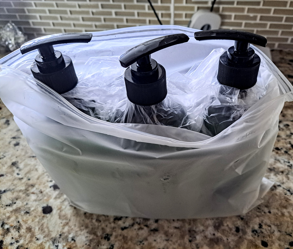 Dispensers for Soap, Shampoo, Conditioner image indicator(3)