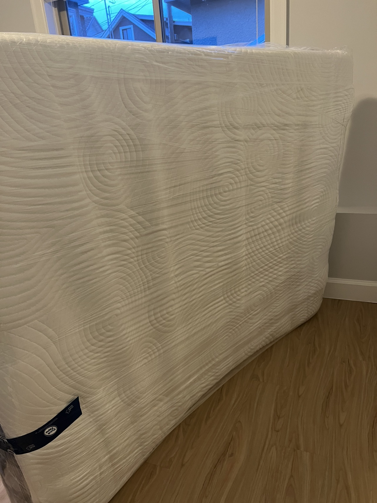 Mattress - double - 10 in thick - photo 3