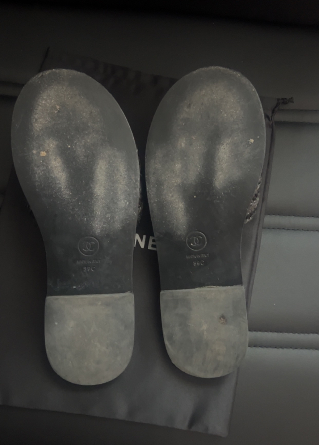 CHANEL Rhinestone Slide 8.5 image indicator(5)