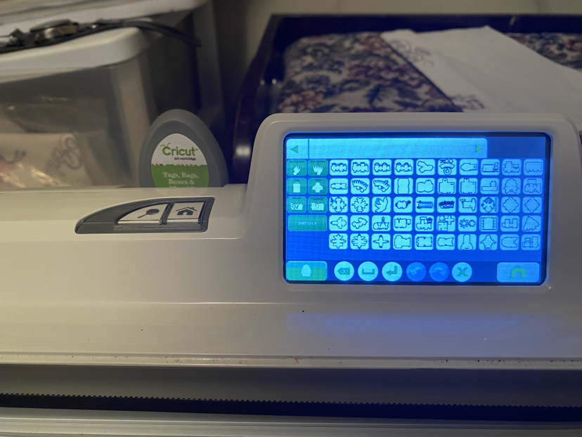 Cricut Expression 2 Electric Cutting Machine Bundle - photo 4