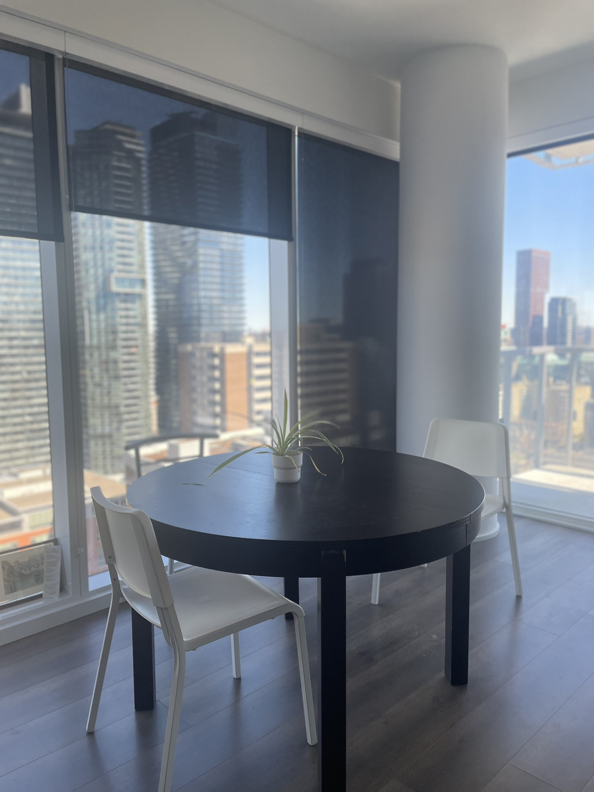 Round table , hardwood ,  4 seated - photo 3