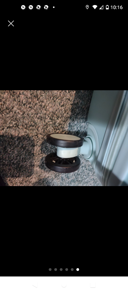 "20 carry on luggage image indicator(5)