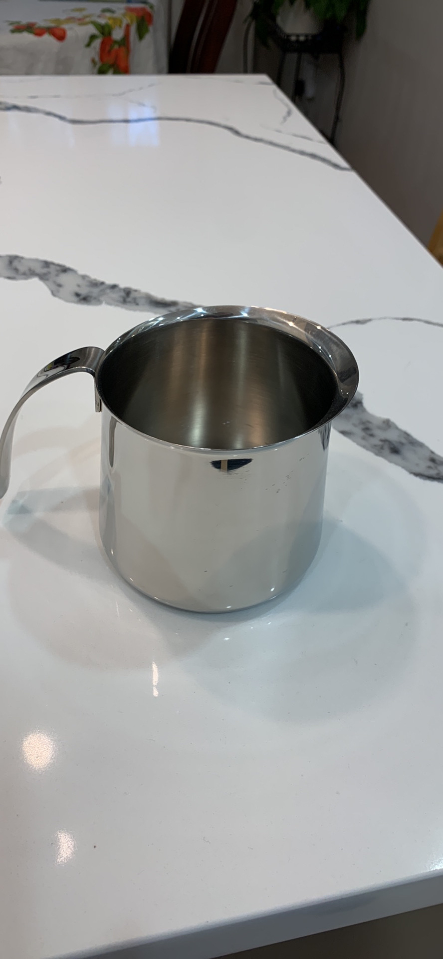 Krups 20-Ounce Stainless Steel Frothing Pitcher image indicator(4)