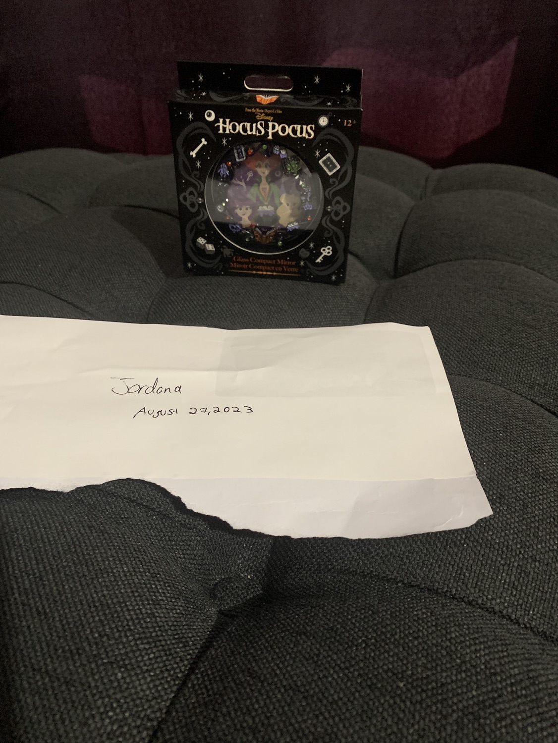 BNWT Rare Disnet Hocus Pocus Snowglobe