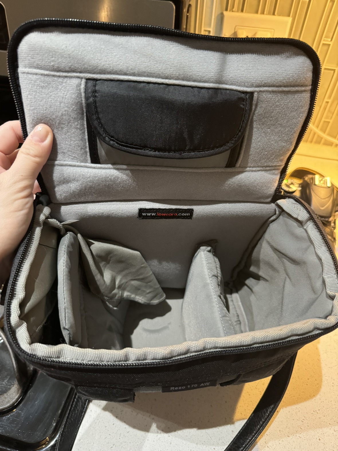 Nikon D3300 barely used - photo 4