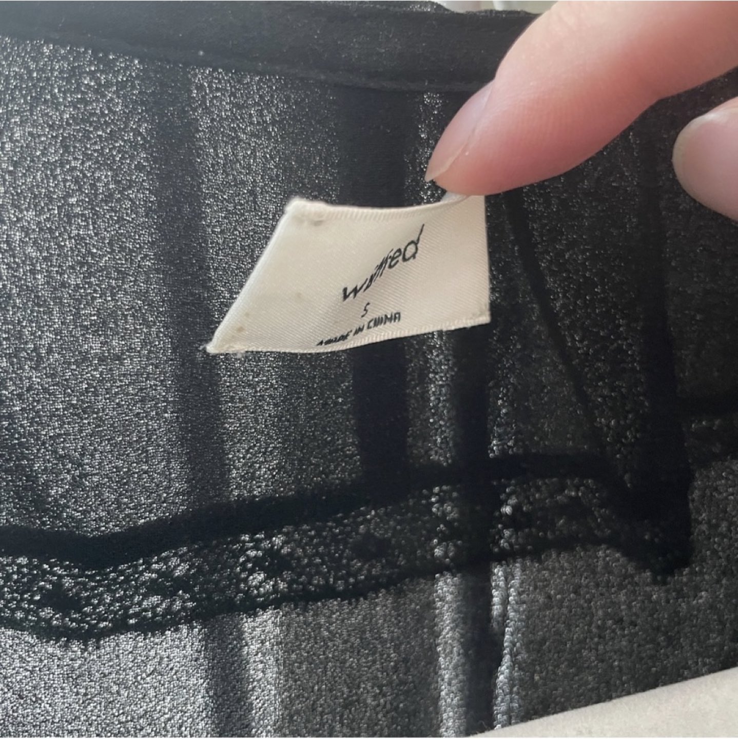 Aritzia Wilfred Eden Blouse in Black image indicator(10)