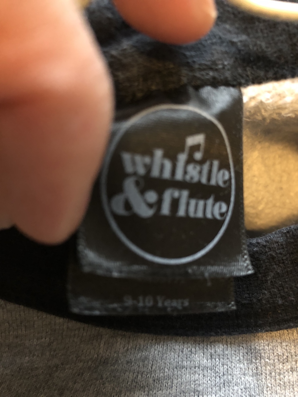 Kids sweater image indicator(2)