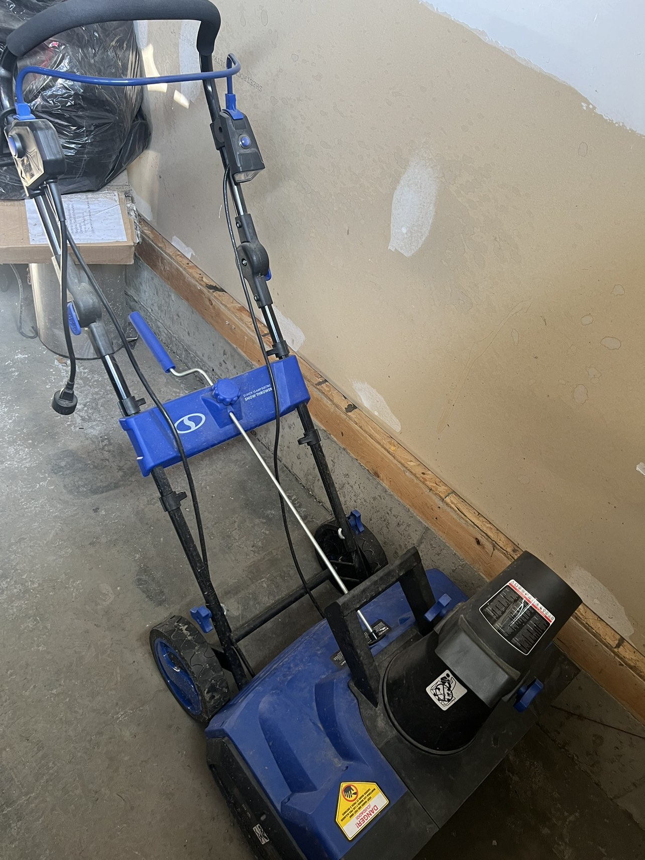 Snow blower - photo 2