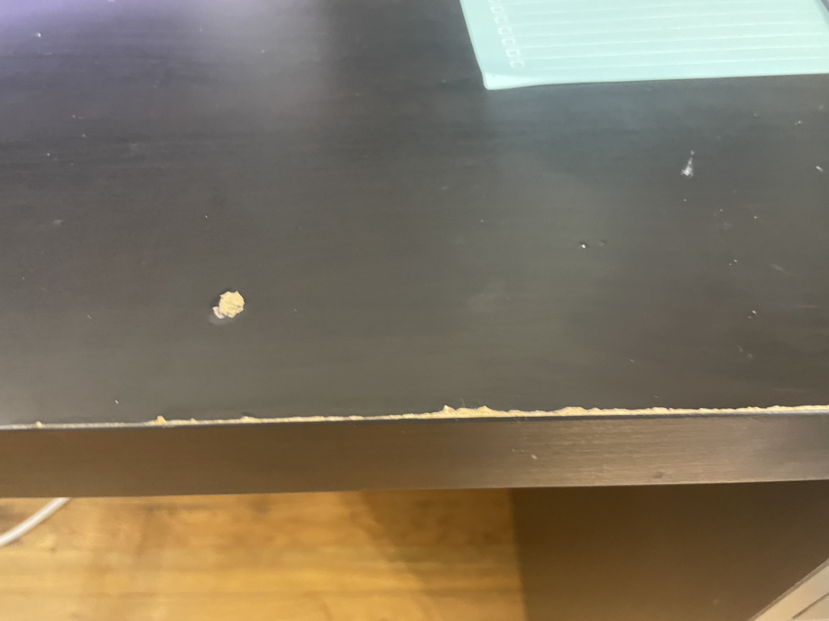 Assembled IKEA desk - photo 3