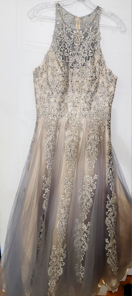 Dresses for sale - photo 2