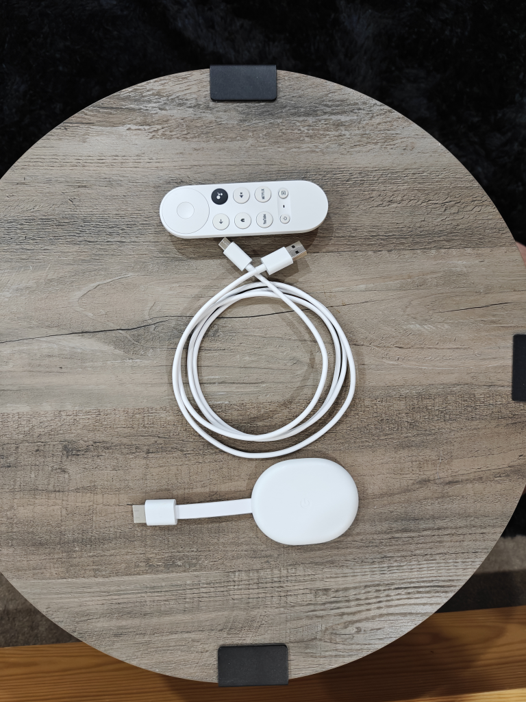Chromecast 4K (Latest Model) - photo 3