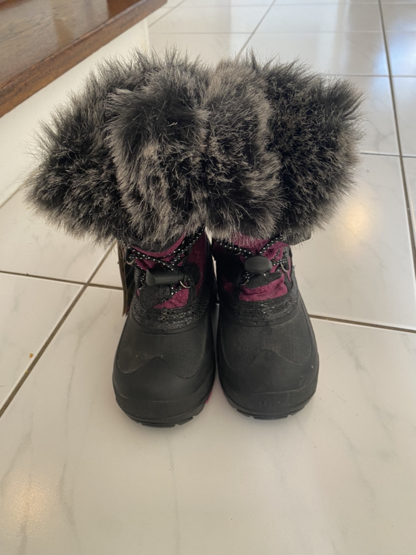 *NEW* Toddler 8 Kamik Winter boots image indicator(2)